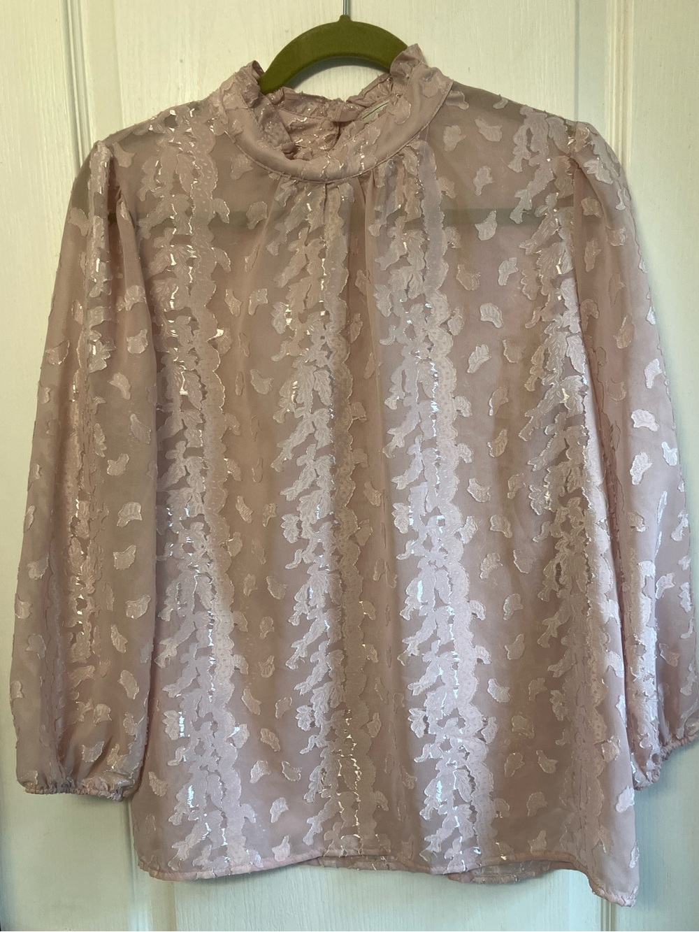 Vera & Lucy pink blouse L, One button missing